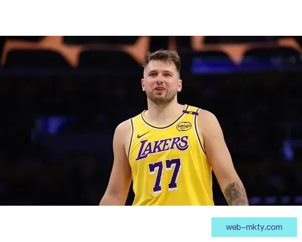 东契奇狂砍51湖人力克公牛